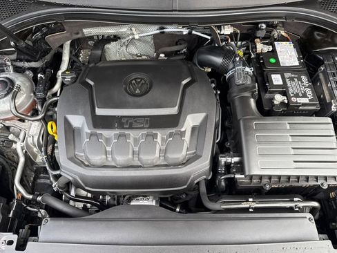 Used 2019 Volkswagen Tiguan SEL Premium w/ 3rd Row Seat Package image 23