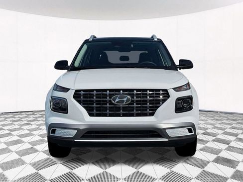 New 2026 Hyundai Venue SEL image 19