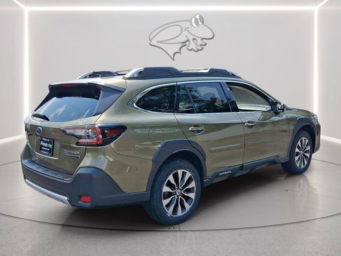Used 2024 Subaru Outback Touring XT AWD/4WD image 5