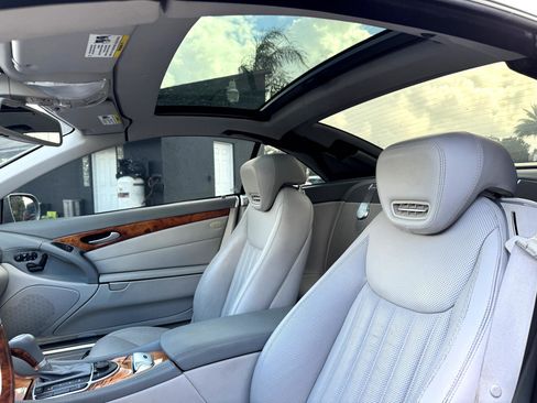 Used 2009 Mercedes-Benz SL 550 2dr Roadster 5.5L V8 image 18