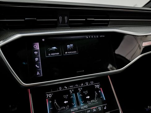 Used 2024 Audi RS 7 Performance w/ Executive Package image 68