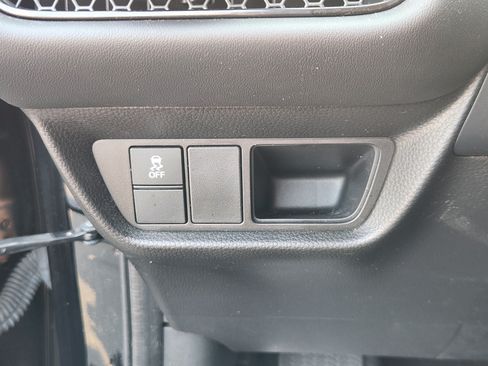 Certified 2024 Honda HR-V LX image 24