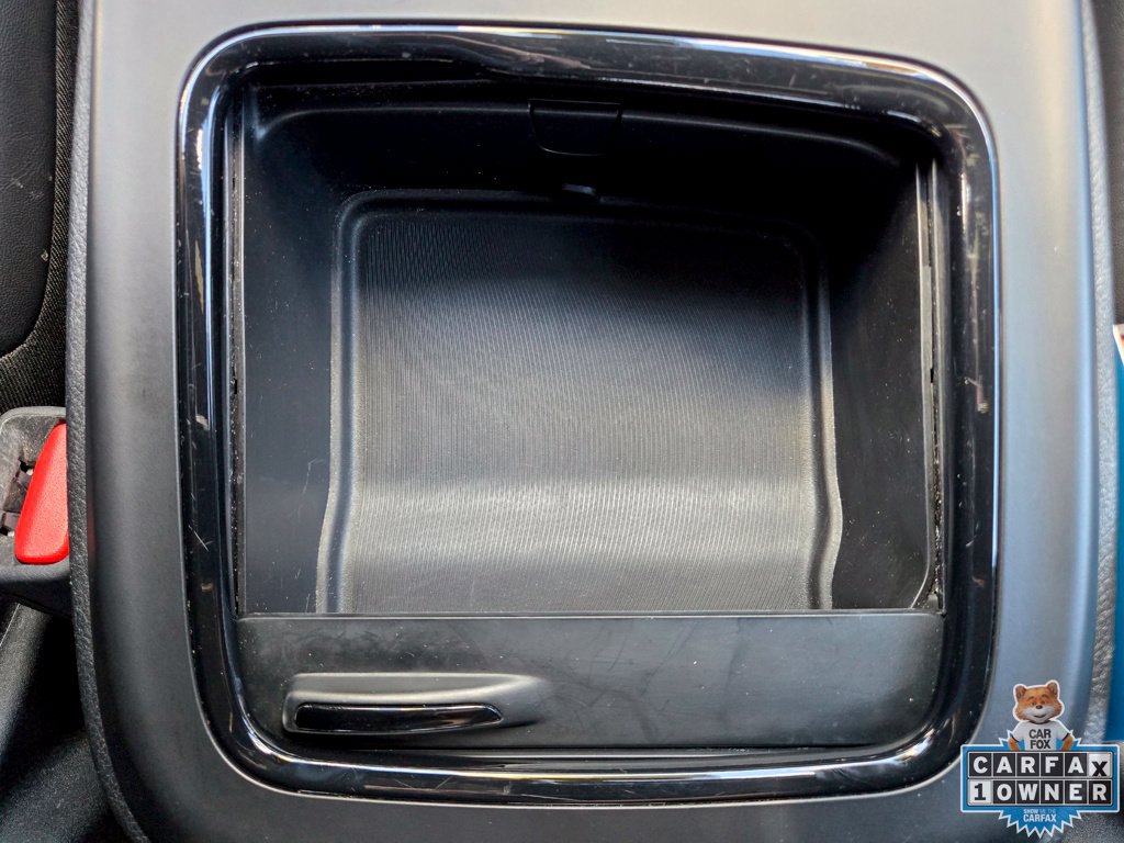 Used 2024 Chrysler Pacifica Limited FWD image 47