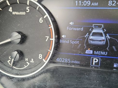 Used 2025 Nissan Altima 2.5 SV FWD image 24