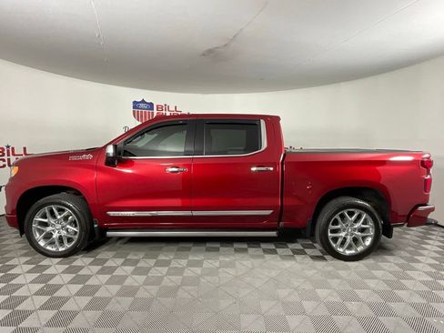 Used 2024 Chevrolet Silverado 1500 High Country AWD/4WD image 6