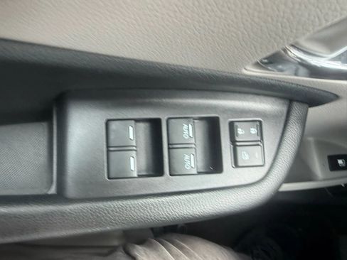 Used 2019 Honda Pilot LX image 30