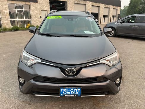 Used 2016 Toyota RAV4 Limited AWD/4WD image 12