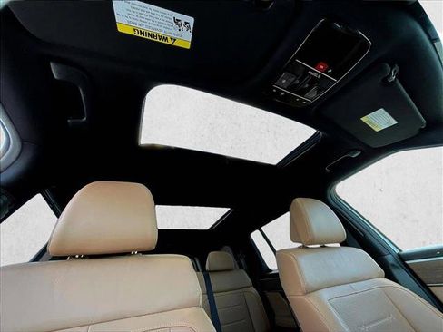 Used 2025 Hyundai Santa Fe Limited image 15