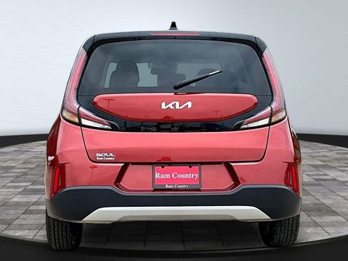 Used 2025 Kia Soul LX w/ LX Technology Package FWD image 6