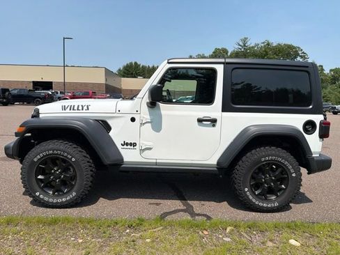 Used 2020 Jeep Wrangler Sport AWD/4WD image 3