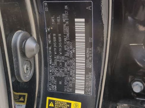 Used 2018 Toyota Highlander XLE FWD image 37