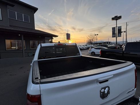 Used 2021 RAM 1500 Lone Star AWD/4WD image 10