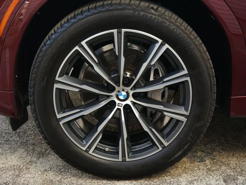 Used 2026 BMW X6 xDrive40i AWD/4WD image 29