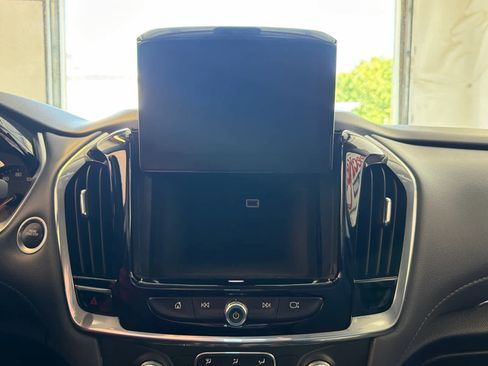 Used 2019 Chevrolet Traverse LT FWD image 51