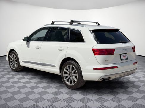 Used 2019 Audi Q7 2.0T Premium w/ Convenience Package AWD/4WD image 3