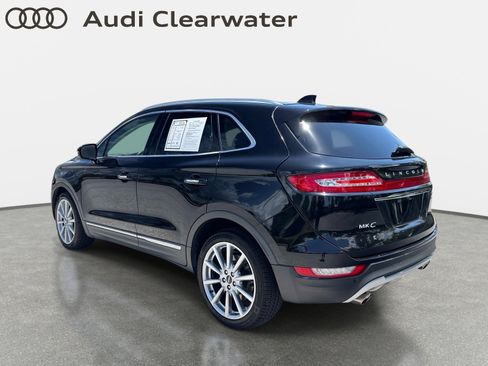 Used 2019 Lincoln MKC Reserve FWD image 3