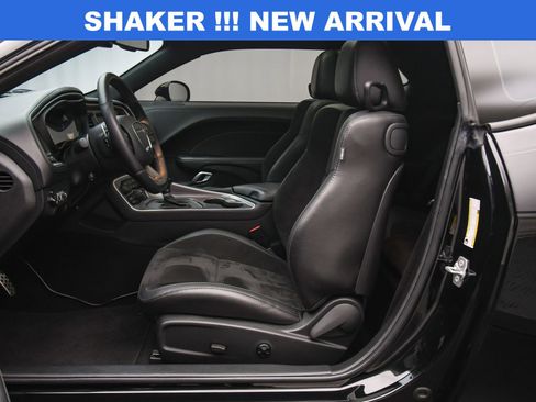 Used 2021 Dodge Challenger R/T w/ Plus Package image 18