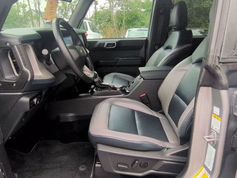 Used 2024 Ford Bronco Outer Banks AWD/4WD image 22