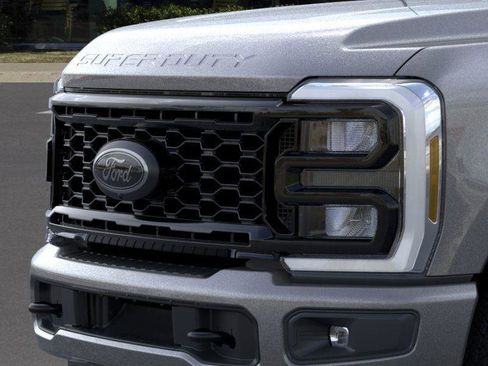 New 2026 Ford F250 XLT w/ XLT Premium Package image 17