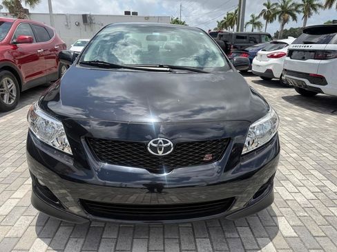 Used 2010 Toyota Corolla FWD image 2