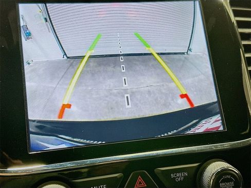 Used 2022 Jeep Grand Cherokee Laredo E image 13