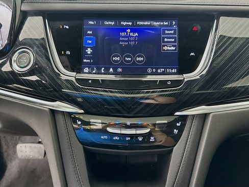 Used 2025 Cadillac XT6 Premium Luxury w/ LPO, Floor Liner Package FWD image 15