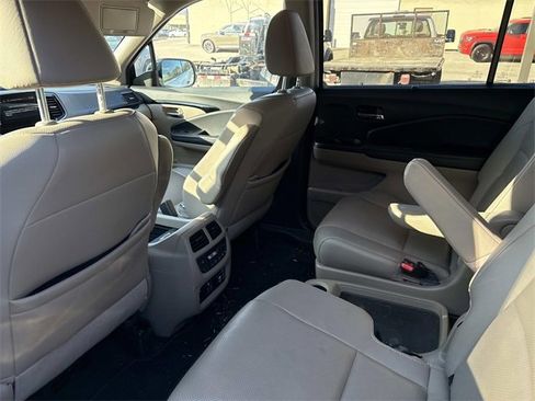 Used 2022 Honda Pilot Elite image 11