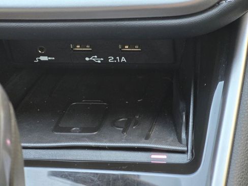 Used 2021 Subaru Outback Limited XT image 17