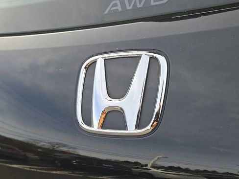 Certified 2023 Honda HR-V LX image 29