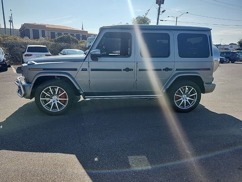 Certified 2020 Mercedes-Benz G 63 AMG 4MATIC image 4