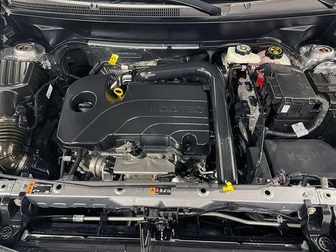 Used 2023 Chevrolet Equinox LS FWD image 37