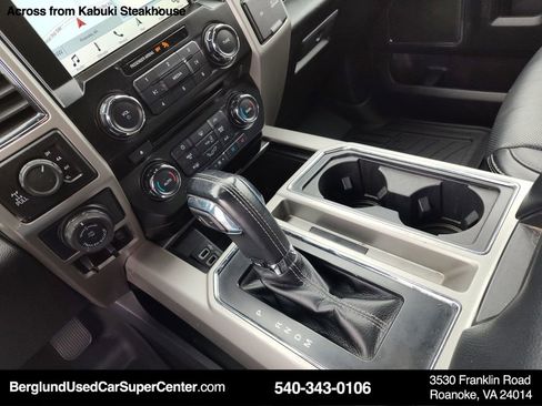 Used 2017 Ford F150 Lariat image 27