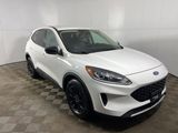 Used 2020 Ford Escape SE Sport image 3