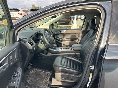 Used 2023 Ford Edge SEL w/ Convenience Package AWD/4WD image 6