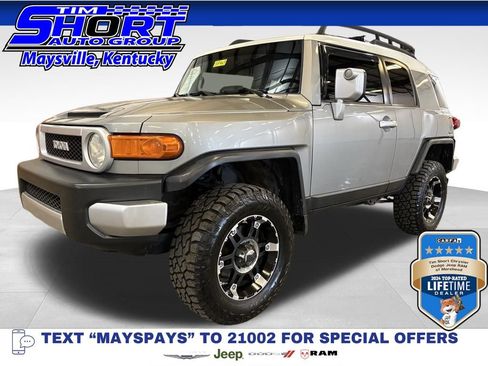 Used 2011 Toyota FJ Cruiser 4WD w/ Convenience Pkg image 1