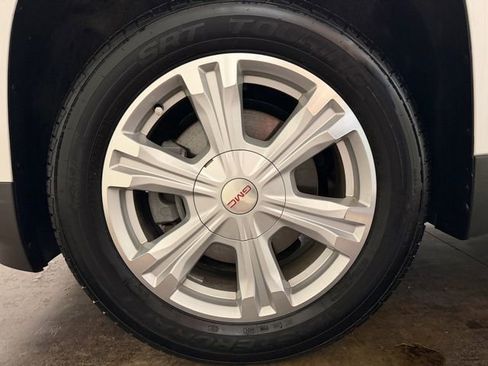 Used 2017 GMC Terrain SLE w/ Convenience Package image 10