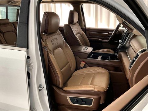 Used 2019 RAM 1500 Limited image 16