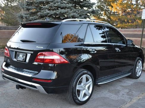 Used 2015 Mercedes-Benz ML 400 4MATIC w/ Accessory Chrome Package image 10