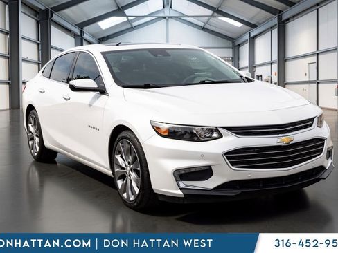 Used 2017 Chevrolet Malibu Premier w/ Premier Sun and Wheel Package FWD image 22