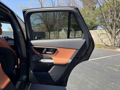 Certified 2026 Mercedes-Benz GLC 300 4MATIC image 27