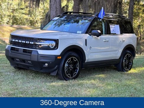 Certified 2025 Ford Bronco Sport Outer Banks w/ Outer Banks Tech Package+ image 3