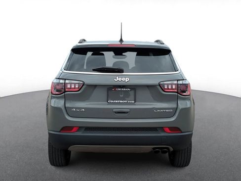 Used 2022 Jeep Compass Limited AWD/4WD image 7