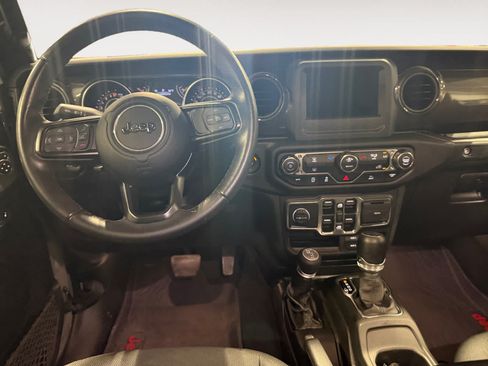 Used 2022 Jeep Wrangler Unlimited Sport AWD/4WD image 11