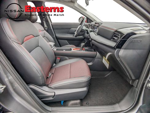 New 2026 Nissan Kicks SR image 23