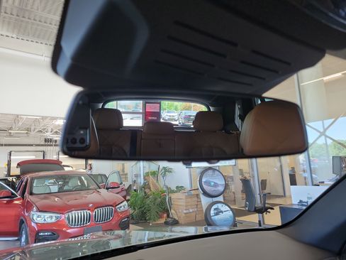 Used 2025 BMW X5 xDrive40i AWD/4WD image 28
