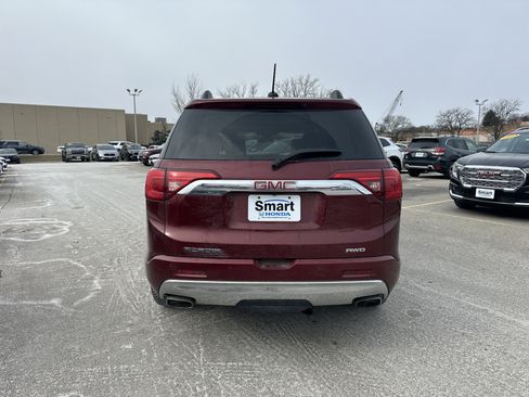 Used 2018 GMC Acadia Denali w/ Technology Package image 9