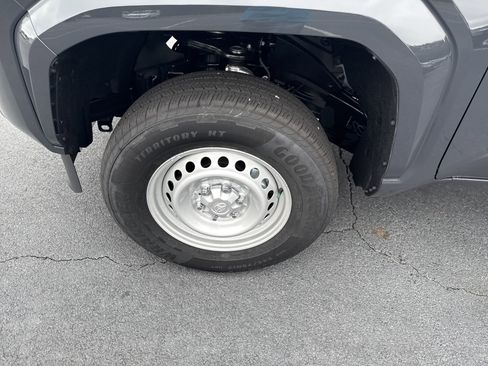 Used 2025 Toyota Tacoma SR image 9