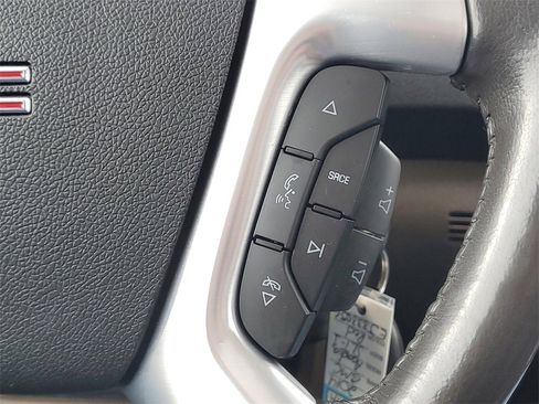 Used 2014 GMC Acadia SLT image 23