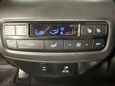 Used 2025 Hyundai Palisade Calligraphy FWD image 40