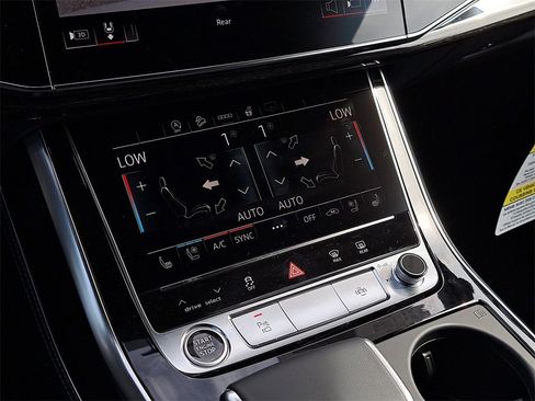 New 2026 Audi Q8 Premium Plus image 14